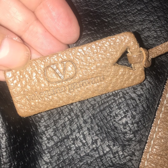 AUTHENTIC VALENTINO GARAVANI TRAVEL DUFFEL - Picture 3 of 14